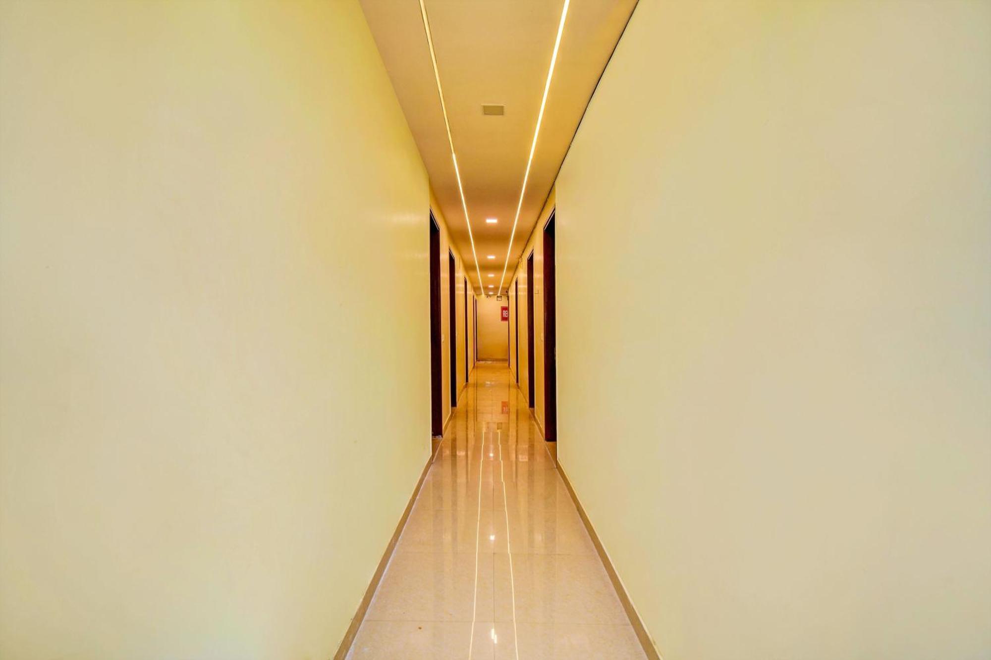 Hotel O Friendship Inn Delhi  Exterior foto